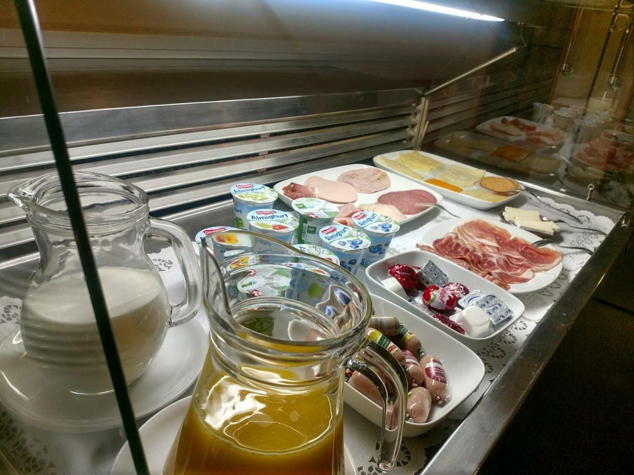 Schloss Hotel Gbr دوسلدورف المظهر الخارجي الصورة